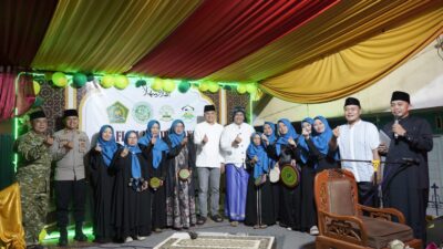 Pengajian Umum- Imtihan LPI Miftahul Huda Sindangsari Mangkubumi Dihadiri Wawalkot Tasik dan Kapolres Tasik Kota
