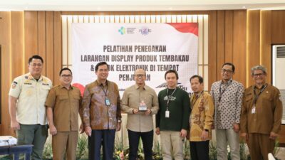 Wali Kota Tasik Buka Pelatihan Penegakan Larangan Display Produk Tembakau dan Rokok Elektronik di Tempat Penjualan