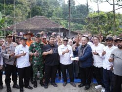 Bupati Kang Rey Tinjau Lokasi Tanah Bergerak di Cupunagara, Pastikan Pemerintah Hadir Hingga Pelosok Subang