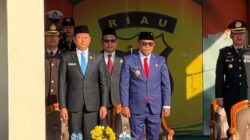 Bupati Pelalawan H. Zukri Hadiri Upacara Hari Bhayangkara Ke-80 Tahun 2026 di Mapolres Pelalawan