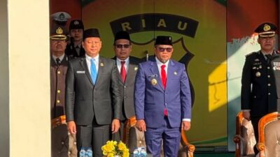 Bupati Pelalawan H. Zukri Hadiri Upacara Hari Bhayangkara Ke-80 Tahun 2026 di Mapolres Pelalawan