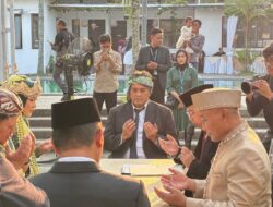 Senyum Kebahagiaan Pasangan Dicka Maudy dan Andi Perdiana, Wawalkot Tasik Diky Chandra Jadi Saksi Pernikahannya