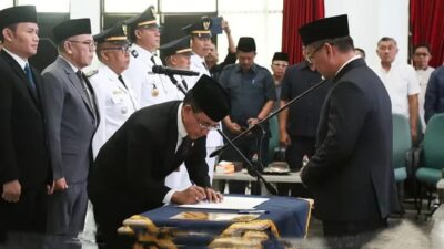 Bupati H. Cecep Nurul Yakin Lantik Sebanyak 59 Pejabat di Lingkungan Pemkab Tasikmalaya, Ini Pesannya