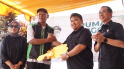 Bupati Subang Didampingi Sekda Resmikan Rumah Singgah Ojek Online Subang Raya