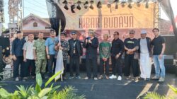 Wawalkot Tasik, Diky Chandra Lepas Ratusan Peserta Karnaval Kibar Budaya Di Situbeet Gelaran DKKT