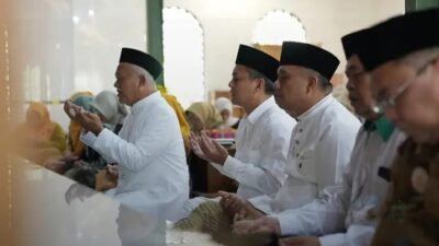 Bupati Didampingi Wabup Tasikmalaya Gelar Ziarah ke Makam Syekh Abdul Muhyi Pamijahan, Dalam Rangka Milangkala ke-394