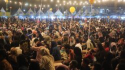 Ribuan Masyarakat Tumpah Ruah Padati Alun-Alun Kabupaten Subang, Saksikan Helaran SubangFest Vol 13 