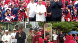 Wawalkota Tasikmalaya, Diky Chandra Lepas Ratusan Peserta Jalan Santai Kemerdekaan Di SDN 1 Mangkubumi