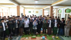 Hadiri Kegiatan Forum Pondok Pesantren, Diky Chandra Ini Sebagai Penguat Persatuan 