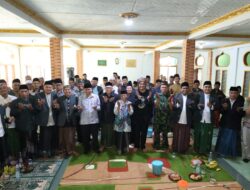 Hadiri Kegiatan Forum Pondok Pesantren, Diky Chandra Ini Sebagai Penguat Persatuan 