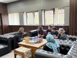 Diky Chandra Sambut Baik Film Hasil Karya Karang Taruna Tunas Mekar Burujul Muda Berkarya