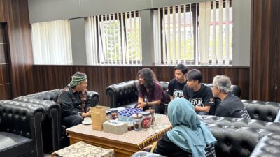 Diky Chandra Sambut Baik Film Hasil Karya Karang Taruna Tunas Mekar Burujul Muda Berkarya