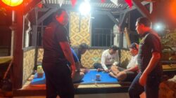 Kring Serse Dini Hari, Polisi Sambangi Warga Ronda di Sekitar Stadion Purnawarman