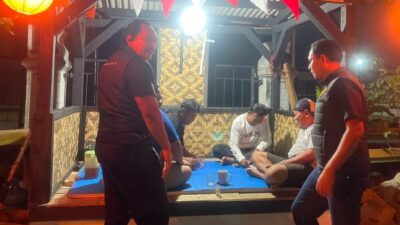 Kring Serse Dini Hari, Polisi Sambangi Warga Ronda di Sekitar Stadion Purnawarman