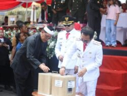 Sekda Purwakarta Edarkan Kotak Amal Cari Donasi untuk Korban Gempa di NTT