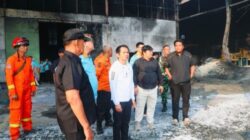 Om Zein Kunjungi PT Iluva yang Dilanda Kebakaran, Beri Dukungan dan Semangat kepada Karyawan