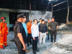 Om Zein Kunjungi PT Iluva yang Dilanda Kebakaran, Beri Dukungan dan Semangat kepada Karyawan