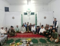 Wawalikota Tasik Berbaur Bersama Ratusan Warga Penuhi Masjid Al Mubarok Jalan Bantar, Ikuti Maulid Nabi Muhammad SAW