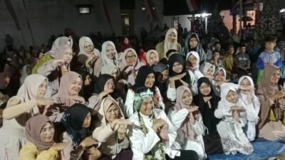 Ratusan Warga Cikiara Cipedes Antusias Sambut Kehadiran Diky Chandra, Di Kegiatan Nyawang Bulan Mulud