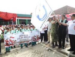 Milangkala SDN 5 Sukamenak Lepas Gerak Jalan, Diky Chandra Ingin Sehat, Banyak Rezeki, Banyak Berkah, dan Perkuat Kualitas Komunikasi