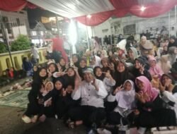 Walau Fisik Lelah, Membuat Masyarakat Bahagia, Diky Chandra Penuhi Undangan Tabligh Akbar di Cikareo Purbaratu