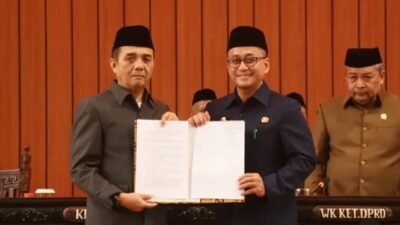 Bupati Tasik Hadiri Rapat Paripurna DPRD, Tentang Penyelenggaraan Perdagangan Jadi Peraturan Daerah