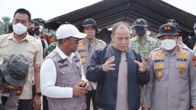 Bupati Pelalawan Terima Kunker Aslog Polri Tinjau Langsung Penanganan Karhutla di Kabupaten Pelalawan