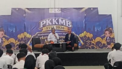 Wawalkota Tasik Diky Chandra Hadiri dan Sekaligus Menjadi Pemateri di Kegiatan PKKMB STIA YPPT Priatim