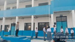 Kapolsek Kompol Dede Suherman Jadi Pembina Upacara Bendera di SMK Bintar Jalancagak, Sampaikan Pesan Ini