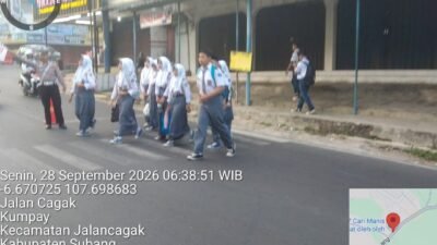Polsek Jalancagak Hadir Lewat Program ABU SAKOLA,Kawal Keselamatan Pelajar Saat Berangkat dan Pulang Sekolah