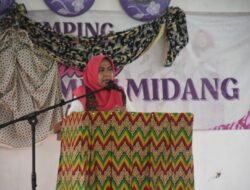 Hj.Evi Silviani: Apresiasi Ke Ambu Midang yang Telah Konsistensi, Menjaga dan Merawat Akar Budaya Sangat Luar Biasa