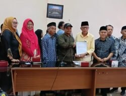 Terkait Kings Family Karaoke, Warga RW 011 Kelurahan Sukamajukidul Gelar Audensi Ke DPRD Kota Tasikmalaya