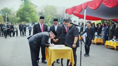 Lantik Sekda Subang, Kang Rey Tegaskan Jabatan Adalah Pengabdian