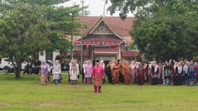Pemerintah Kecamatan Bandar Petalangan Laksanakan Upacara Hari Jadi Kabupaten Pelalawan Ke-27