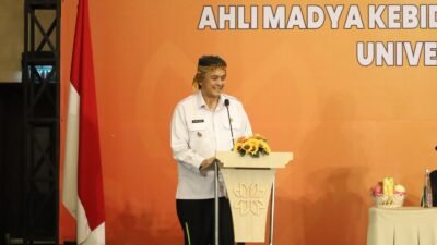 Wawalkota Tasik Diky Chandra Hadiri Wisuda dan Angkat Sumpah Gelombang II Tahun 2026 UBK