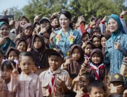 Ketua PKK Kab Subang Ega Anjani Reynaldy Hadiri Bulan Imunisasi, Tekankan Pentingnya Imunisasi Lengkap