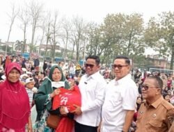 Camat Pangkalan Kerinci Hadiri Penyaluran Bantuan Paket Sembako untuk Kelompok Masyarakat Rentan