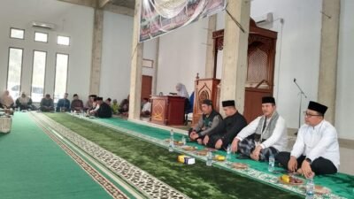 Wirid Akbar, Ketua Perwiritan Permata Sorek Satu Nur Liuda Mengucapkan Terima Kasih Kepada Seluruh Peserta yang Hadir