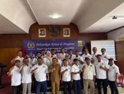 Lantik Pengurus PWI Sukabumi, Tantan Sulthon Perkuat Solidaritas Organisasi, Tingkatkan Kapasitas Wartawan, dan Kontribusi Nyata Bagi Masyarakat