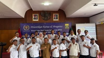 Lantik Pengurus PWI Sukabumi, Tantan Sulthon Perkuat Solidaritas Organisasi, Tingkatkan Kapasitas Wartawan, dan Kontribusi Nyata Bagi Masyarakat