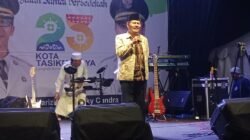 Plt Asda 1 Ade Hendar Mewakili Wali Kota Tasikmalaya Hadiri Mangkubumi Bersholawat dan Tabligh Akbar